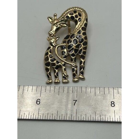 Vintage Gold Tone Black Brown Enamel Best Mother Giraffe Baby Calf Brooch Pin - Picture 12 of 13